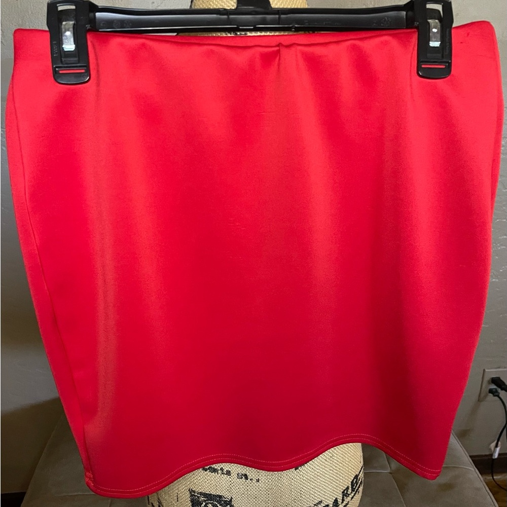 PrettyLittleThing Bold Red Mini Skirt NWT Size 10